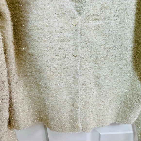 NWT Old Navy Ivory Gold Metallic Textured Shine Crop Button V Neck Cardigan - Picture 7 of 13